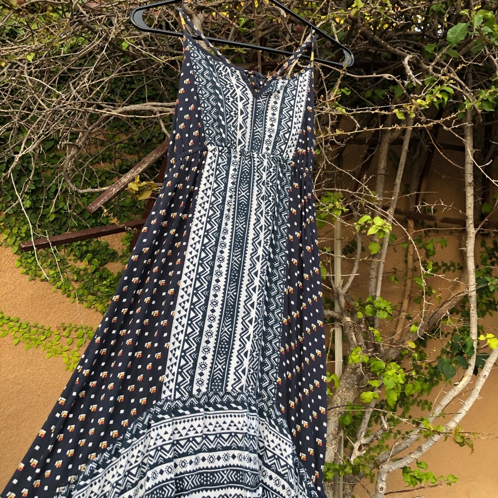 Billabong summer dress open back!